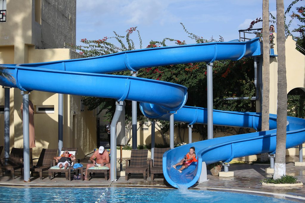 toboggan-piscine-paradise-palace